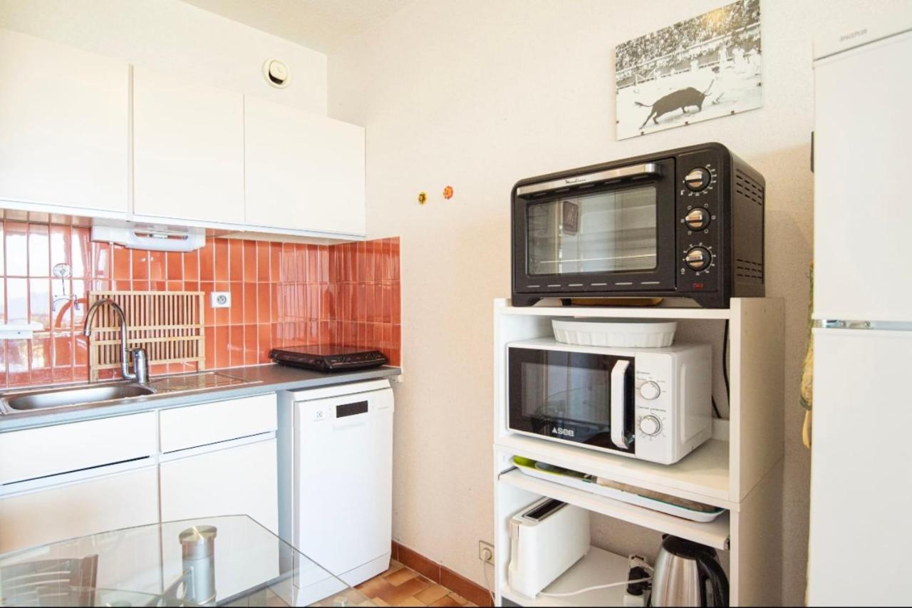 Appartamento Bright 26 M With Pool And Sea View